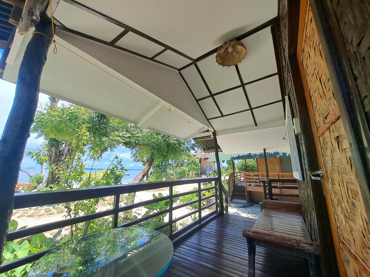 Patrick'S On The Beach Resort General Luna  Ngoại thất bức ảnh
