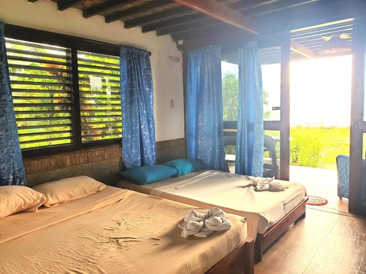 Patrick'S On The Beach Resort General Luna  Ngoại thất bức ảnh