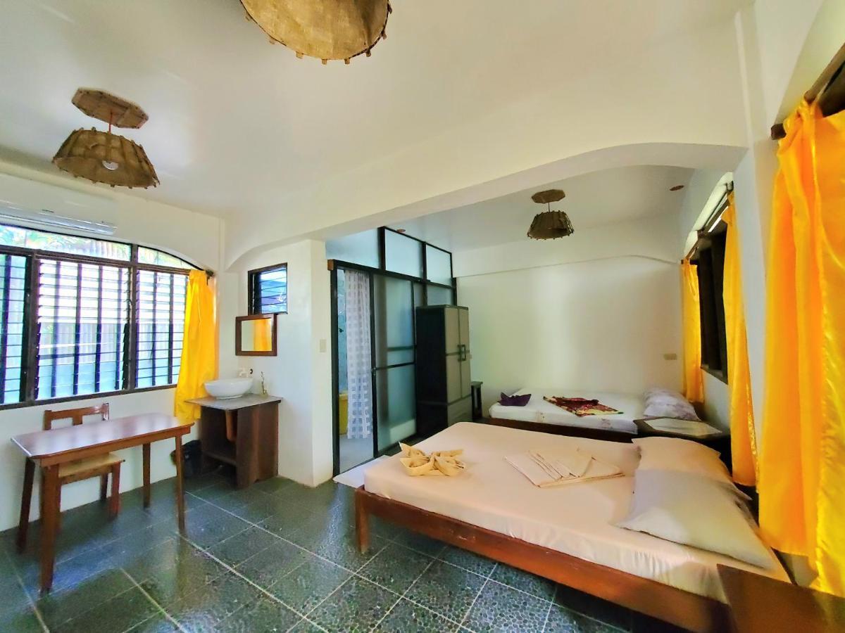 Patrick'S On The Beach Resort General Luna  Ngoại thất bức ảnh