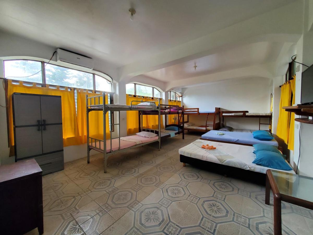 Patrick'S On The Beach Resort General Luna  Ngoại thất bức ảnh