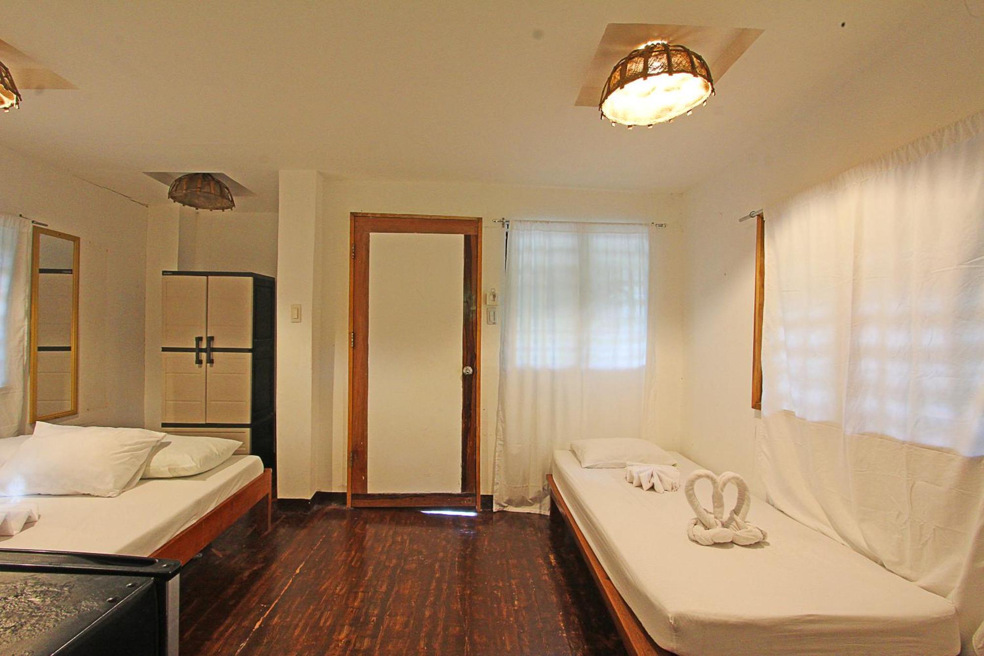 Patrick'S On The Beach Resort General Luna  Ngoại thất bức ảnh
